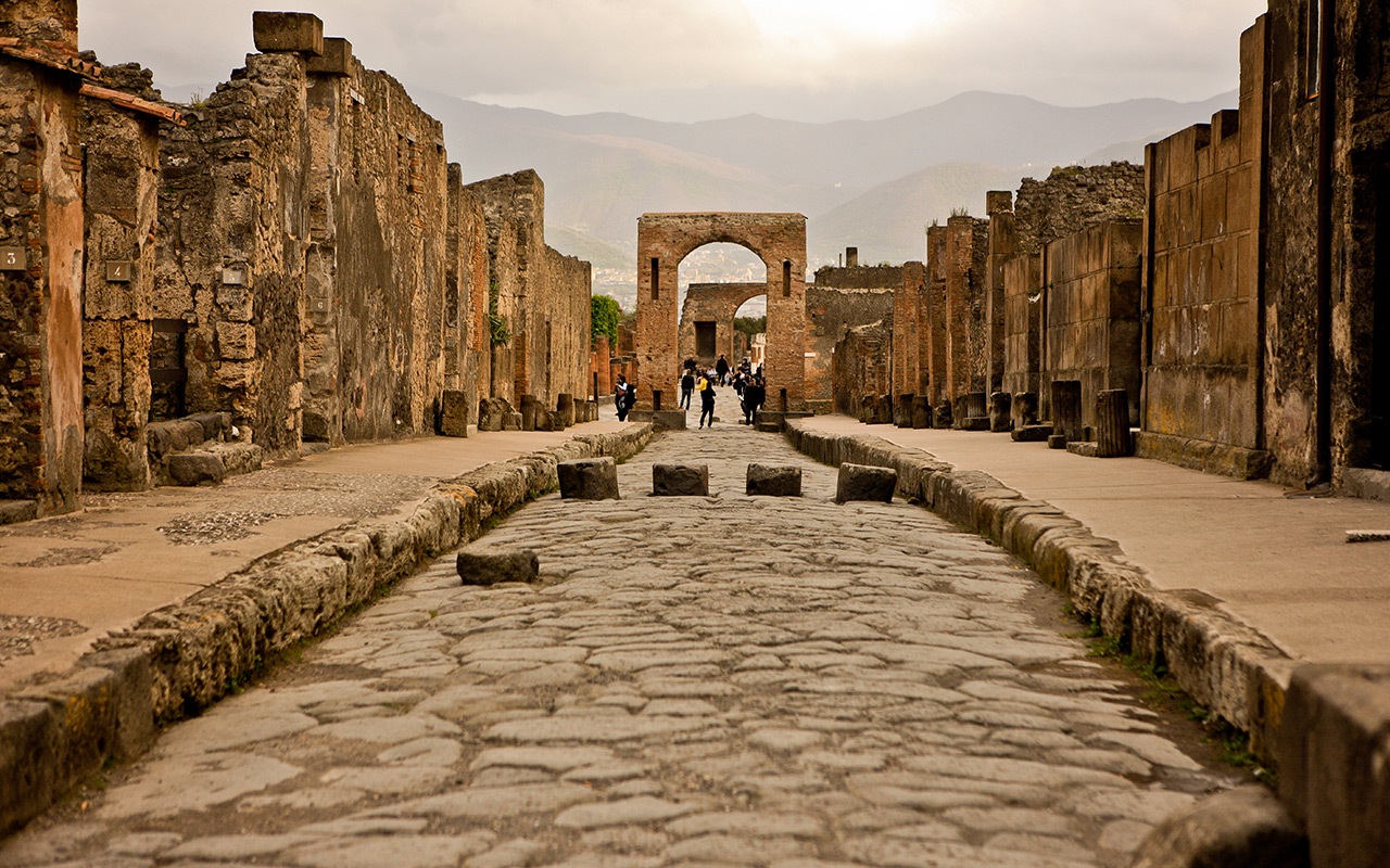 Pompeii ruins